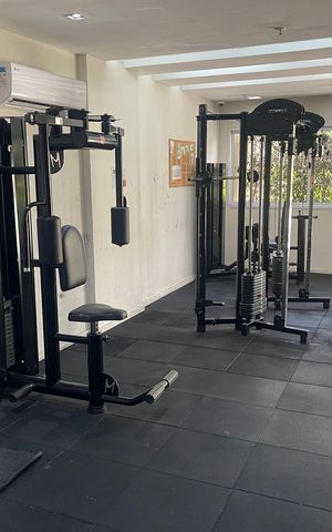 Apartamento à venda com 53m², 2 quartos e 1 vaga Apartamento à venda com 53m², 2 quartos e 1 vagaÁrea comum - Academia
