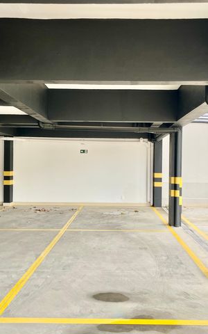 Apartamento à venda com 86m², 3 quartos e 2 vagas Apartamento à venda com 86m², 3 quartos e 2 vagasÁrea comum