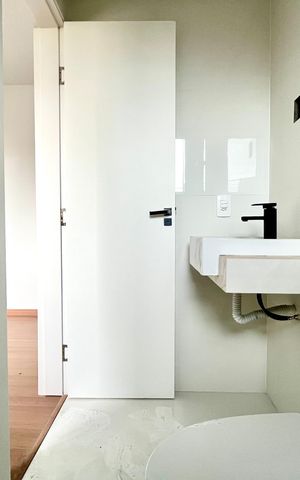 Apartamento à venda com 86m², 3 quartos e 2 vagas Apartamento à venda com 86m², 3 quartos e 2 vagasBanheiro Social