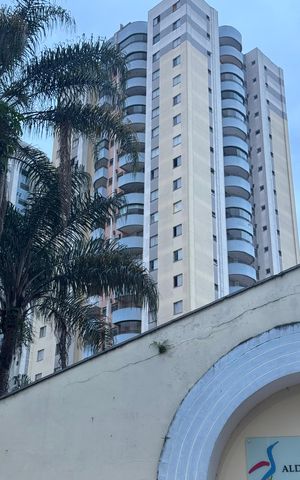 Apartamento à venda com 67m², 2 quartos e 1 vaga Apartamento à venda com 67m², 2 quartos e 1 vagaFachada do Prédio