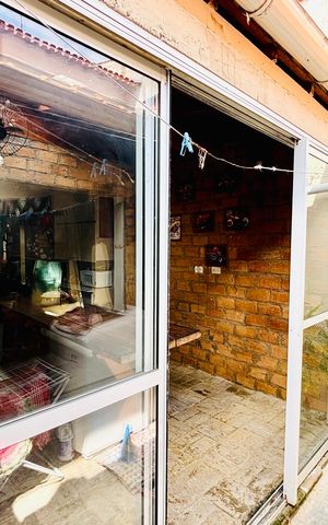 Casa para alugar com 80m², 2 quartos e 1 vagaÁrea de Serviço