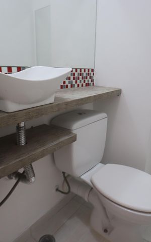 Apartamento para alugar com 65m², 2 quartos e 1 vagaLavabo