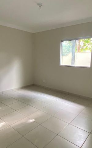 Casa para alugar com 90m², 3 quartos e 2 vagasSala