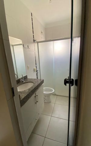 Casa para alugar com 90m², 3 quartos e 2 vagasBanheiro 2
