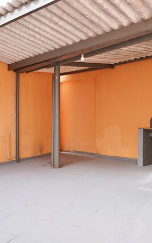 Casa para alugar com 60m², 2 quartos e sem vaga Casa para alugar com 60m², 2 quartos e sem vagaÁrea de Serviço