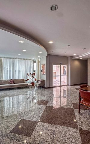 Apartamento à venda com 101m², 3 quartos e 3 vagas Apartamento à venda com 101m², 3 quartos e 3 vagasÁrea comum - Salão de festas