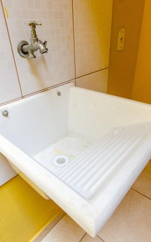Casa para alugar com 20m², 1 quarto e sem vaga Casa para alugar com 20m², 1 quarto e sem vagaÁrea de Serviço
