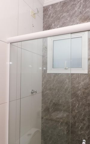 Apartamento à venda com 51m², 2 quartos e 1 vaga Apartamento à venda com 51m², 2 quartos e 1 vagaBanheiro Social