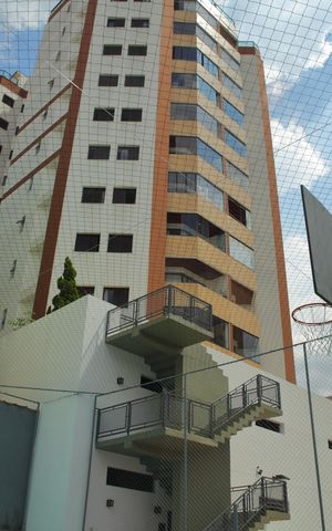 Apartamento à venda com 176m², 3 quartos e 3 vagasVista interna 
