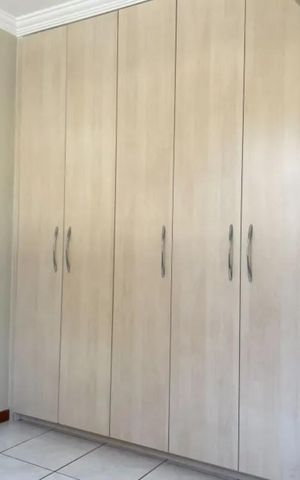 Apartamento à venda com 90m², 3 quartos e 2 vagas Apartamento à venda com 90m², 3 quartos e 2 vagasQuarto 1