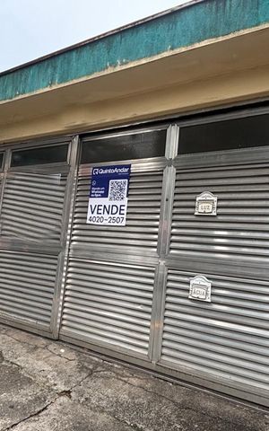 Casa para alugar com 140m², 1 quarto e sem vagaFachada 