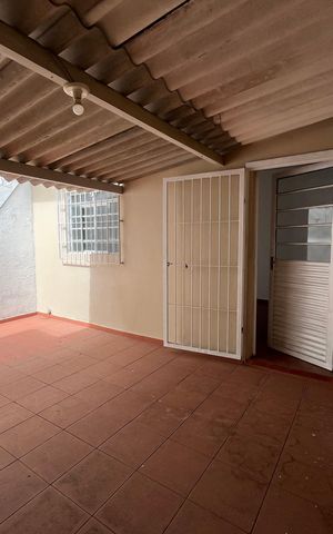 Casa para alugar com 100m², 3 quartos e sem vaga Casa para alugar com 100m², 3 quartos e sem vagaÁrea de Serviço