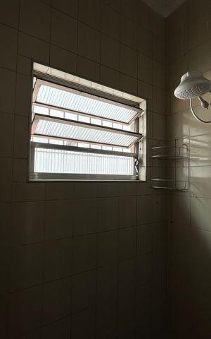 Casa para alugar com 100m², 3 quartos e sem vaga Casa para alugar com 100m², 3 quartos e sem vagaBanheiro - Detalhe