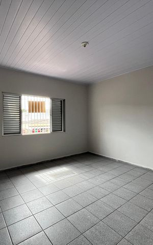 Casa para alugar com 100m², 3 quartos e sem vaga Casa para alugar com 100m², 3 quartos e sem vagaQuarto 1