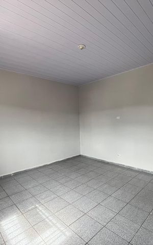 Casa para alugar com 100m², 3 quartos e sem vaga Casa para alugar com 100m², 3 quartos e sem vagaQuarto 1
