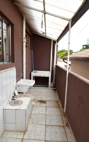 Casa à venda com 240m², 5 quartos e 2 vagasÁrea de Serviço