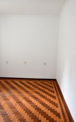 Casa à venda com 240m², 5 quartos e 2 vagasQuarto 1