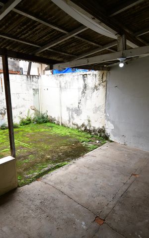 Casa à venda com 240m², 5 quartos e 2 vagasÁrea de Serviço