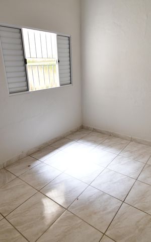 Casa à venda com 240m², 5 quartos e 2 vagasQuarto 4