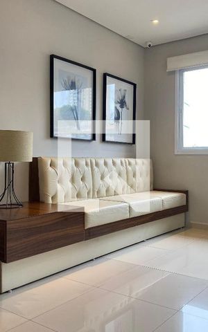 Apartamento à venda com 44m², 2 quartos e 1 vaga Apartamento à venda com 44m², 2 quartos e 1 vagaÁrea comum - Hall