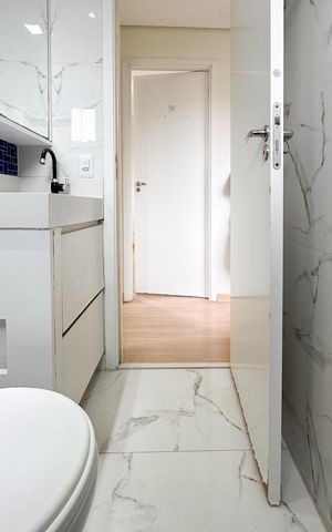 Apartamento à venda com 44m², 2 quartos e 1 vaga Apartamento à venda com 44m², 2 quartos e 1 vagaBanheiro Social