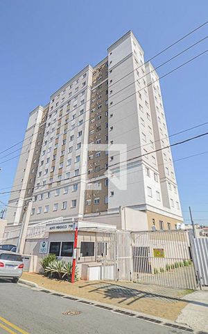 Apartamento à venda com 44m², 2 quartos e 1 vaga Apartamento à venda com 44m², 2 quartos e 1 vagaFachada