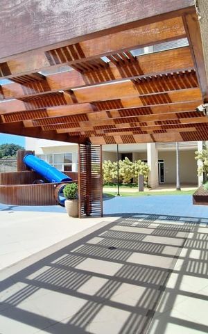 Apartamento à venda com 127m², 3 quartos e 3 vagas Apartamento à venda com 127m², 3 quartos e 3 vagasÁrea comum - Playground