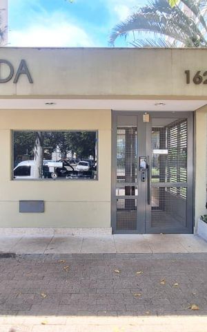 Apartamento à venda com 127m², 3 quartos e 3 vagas Apartamento à venda com 127m², 3 quartos e 3 vagasFachada