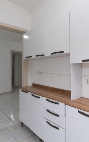 Apartamento à venda com 52m², 1 quarto e sem vaga Apartamento à venda com 52m², 1 quarto e sem vagaCozinha e Área de Serviço
