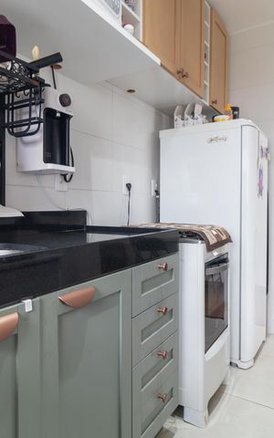 Apartamento à venda com 42m², 2 quartos e 1 vaga Apartamento à venda com 42m², 2 quartos e 1 vagaCozinha