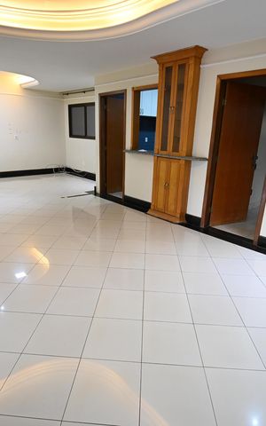 Casa para alugar com 580m², 4 quartos e 5 vagas