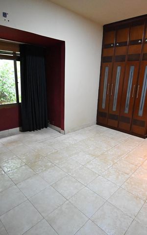 Casa para alugar com 580m², 4 quartos e 5 vagas
