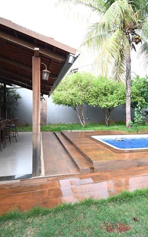 Casa para alugar com 580m², 4 quartos e 5 vagas