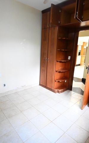 Casa para alugar com 580m², 4 quartos e 5 vagas