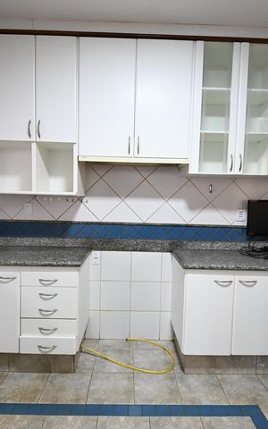 Casa para alugar com 580m², 4 quartos e 5 vagas