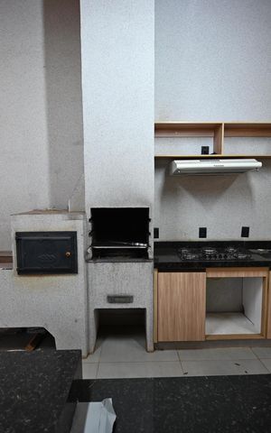 Casa para alugar com 580m², 4 quartos e 5 vagas