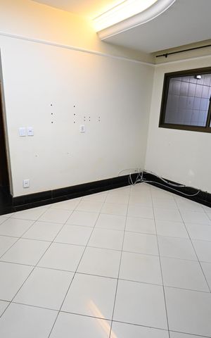 Casa para alugar com 580m², 4 quartos e 5 vagas