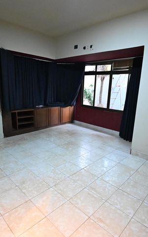 Casa para alugar com 580m², 4 quartos e 5 vagas