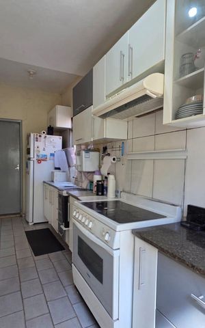 Casa à venda com 60m², 2 quartos e 1 vaga Casa à venda com 60m², 2 quartos e 1 vagaCozinha