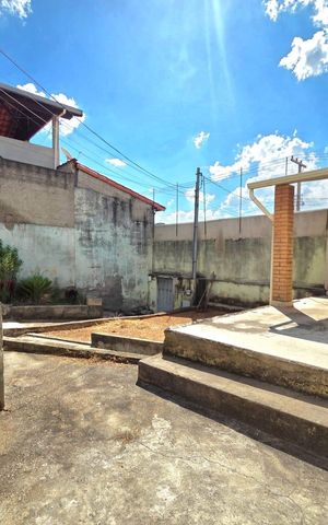 Casa à venda com 60m², 2 quartos e 1 vaga Casa à venda com 60m², 2 quartos e 1 vagaÁrea de Serviço