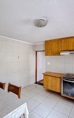 Casa para alugar com 80m², 2 quartos e 1 vagaCozinha