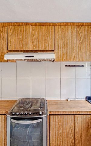 Casa para alugar com 80m², 2 quartos e 1 vagaCozinha - Armários