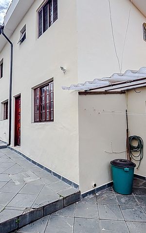 Casa para alugar com 80m², 2 quartos e 1 vagaÁrea gourmet