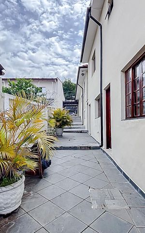 Casa para alugar com 80m², 2 quartos e 1 vagaÁrea gourmet