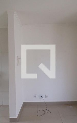 Apartamento para alugar com 48m², 2 quartos e 1 vaga Apartamento para alugar com 48m², 2 quartos e 1 vagaSala/Cozinha