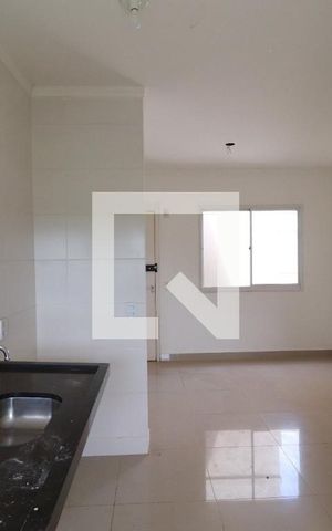 Apartamento para alugar com 48m², 2 quartos e 1 vaga Apartamento para alugar com 48m², 2 quartos e 1 vagaSala/Cozinha