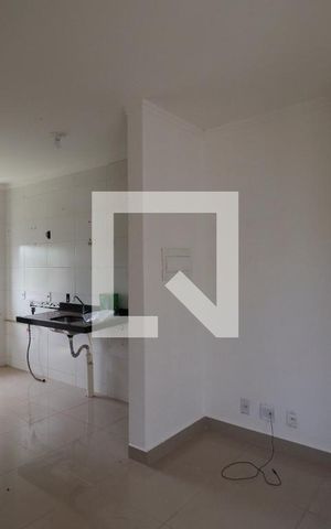 Apartamento para alugar com 48m², 2 quartos e 1 vaga Apartamento para alugar com 48m², 2 quartos e 1 vagaSala/Cozinha