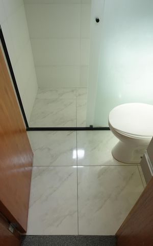 Apartamento à venda com 55m², 2 quartos e 1 vagaBanheiro Social