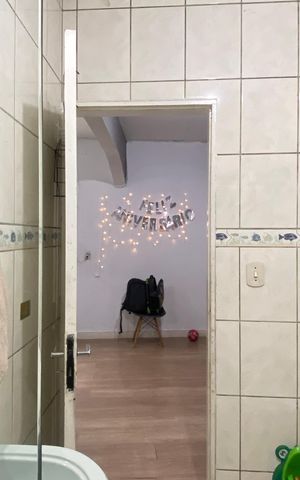 Casa para alugar com 65m², 2 quartos e 1 vaga Casa para alugar com 65m², 2 quartos e 1 vagaBanheiro