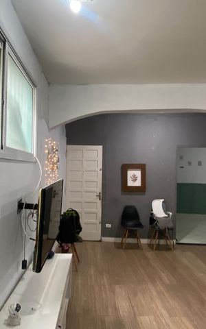 Casa para alugar com 65m², 2 quartos e 1 vaga Casa para alugar com 65m², 2 quartos e 1 vagaSala - Cozinha